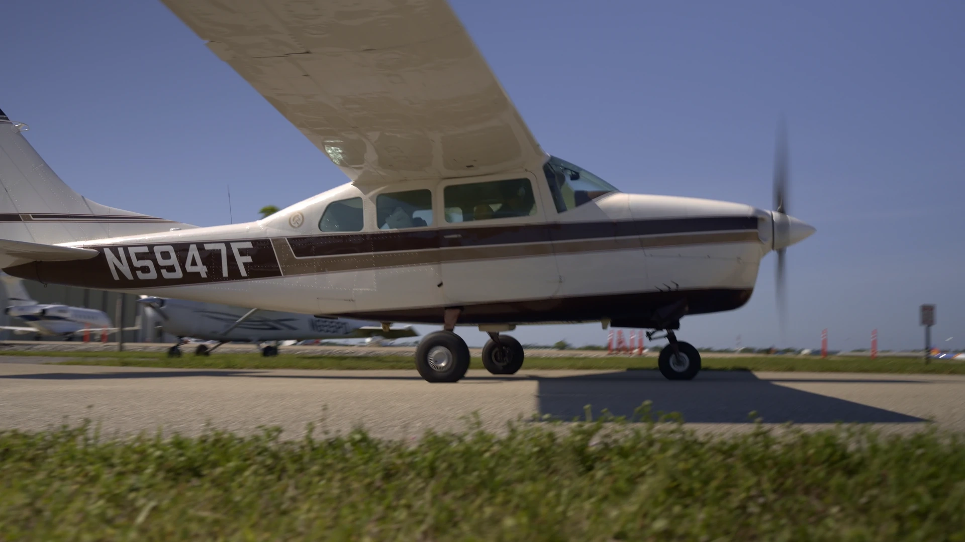Airplane taxiing side view