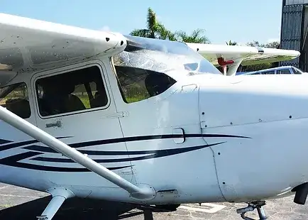 Universal Flight Training Cessna Skyhawk 172s parked at the airport