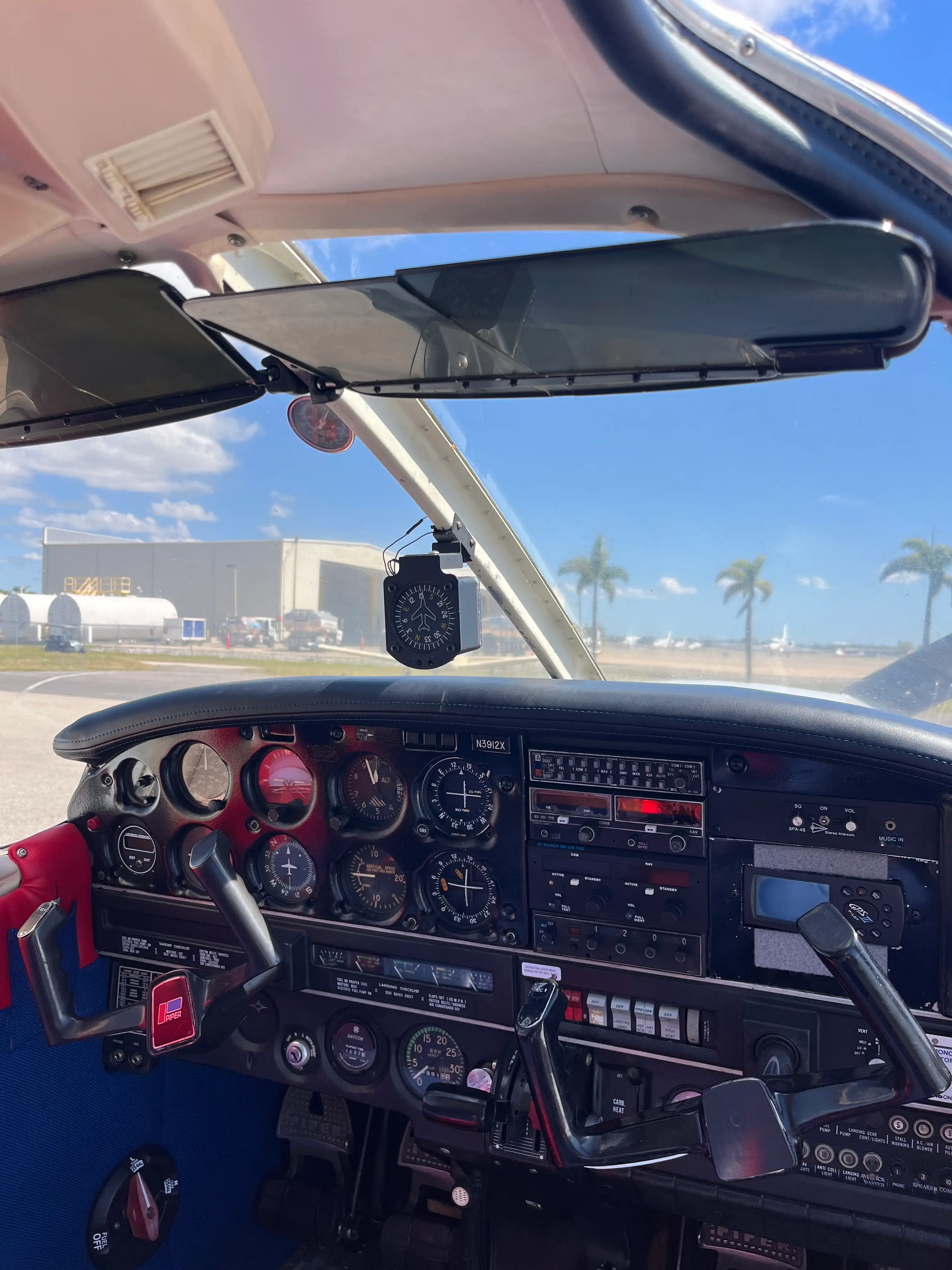 Universal Flight Training Piper Cherokee N3912X instrument panel