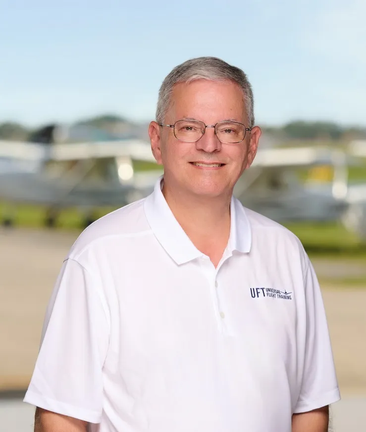 Universal Flight Training Chief Flight Instructor Joe Vasquez