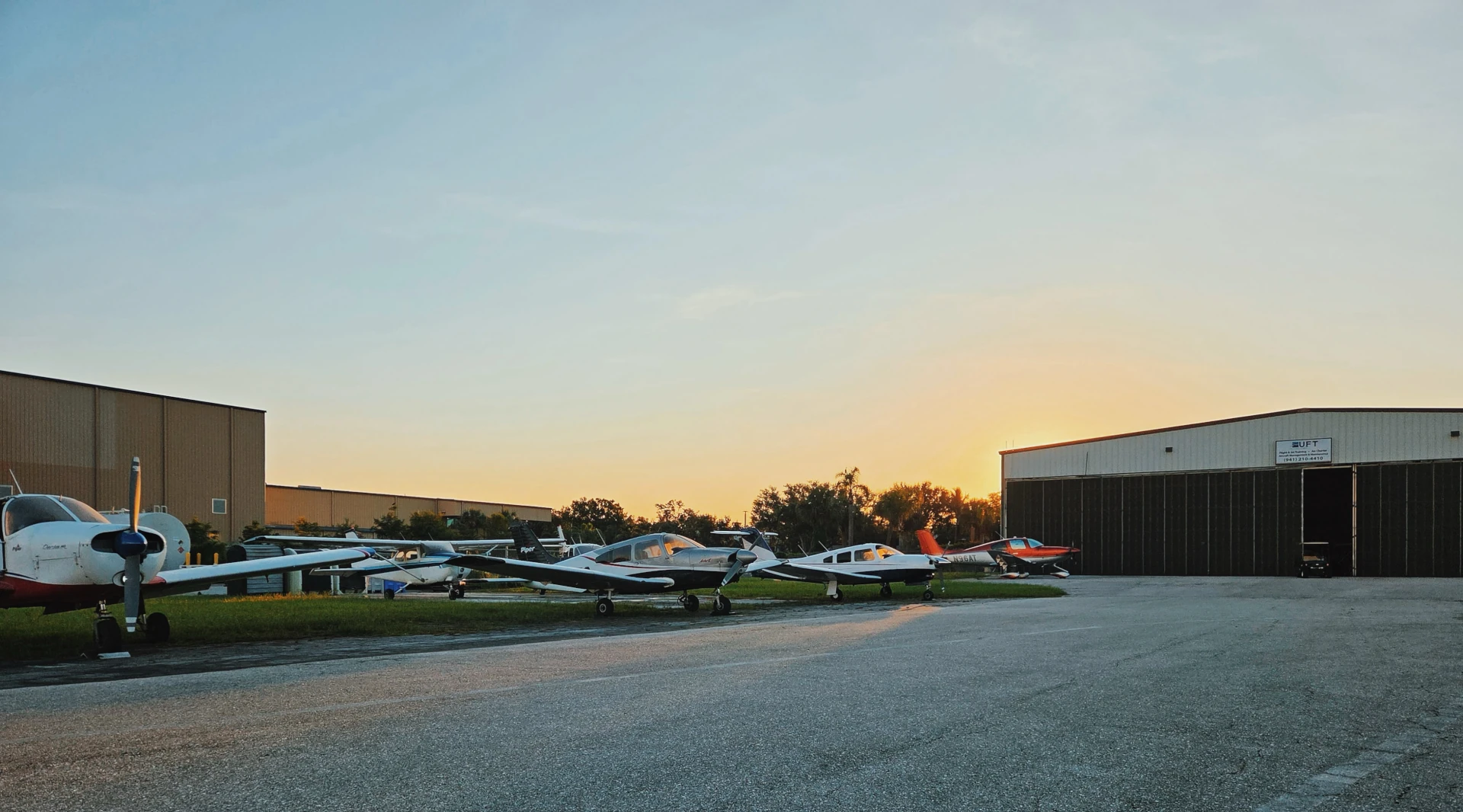 What Aircraft Renters Should Ask Before a Checkout